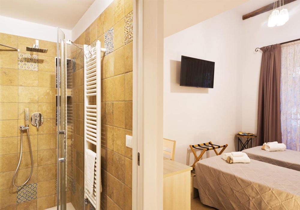 Casa Porta Marina Hotel Ventimiglia Eksteriør billede
